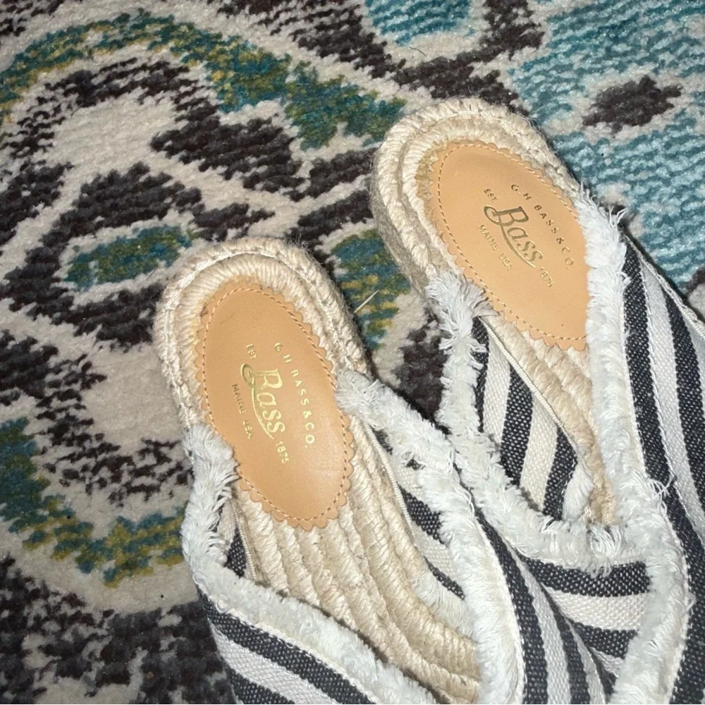 Coastal jute pinstriped G.H. Bass “Annabelle” Platform Espadrille Sandals Size 8